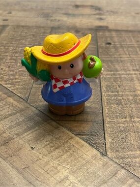 Fisher-Price Little People Farmer Jed Figure 2007 (Holding Corn & Green Apple)